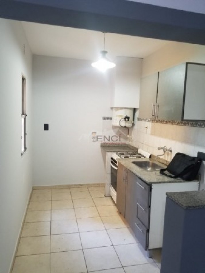  ALQUILER Departamento 3 ambientes en Ciudad Evita 