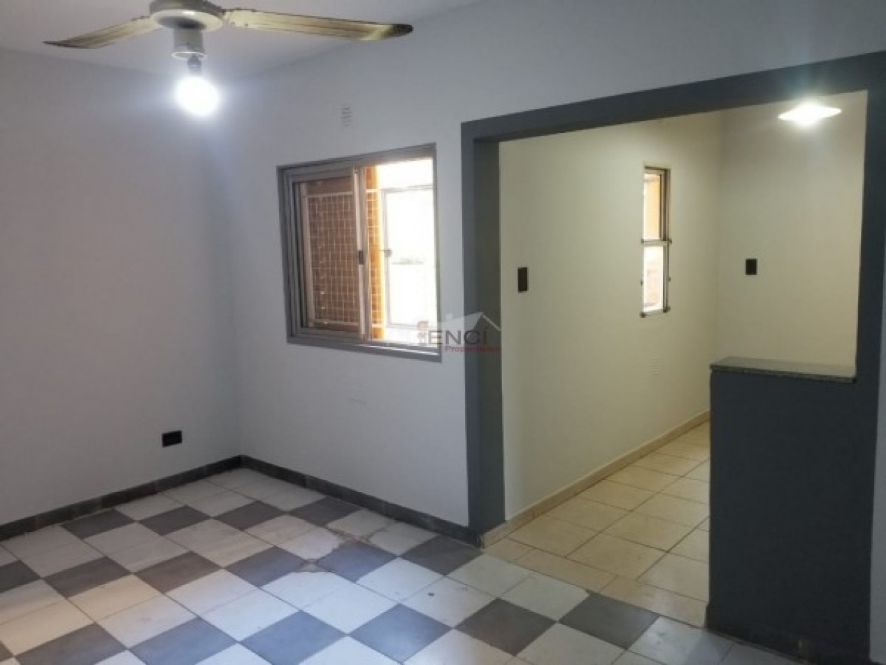  ALQUILER Departamento 3 ambientes en Ciudad Evita 