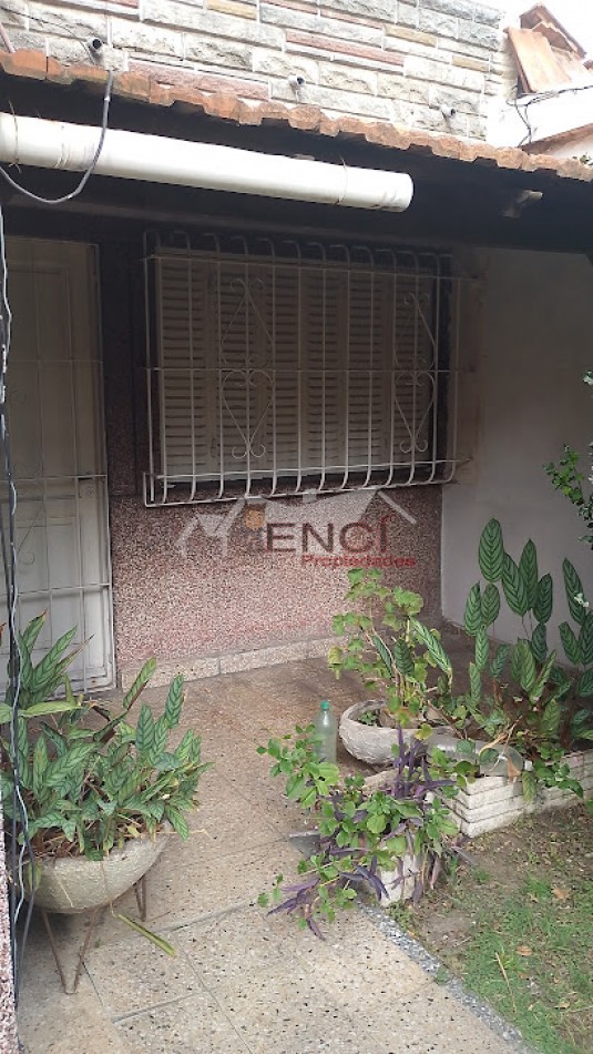 VENTA CASA 3 AMBIENTES VILLA LUGANO