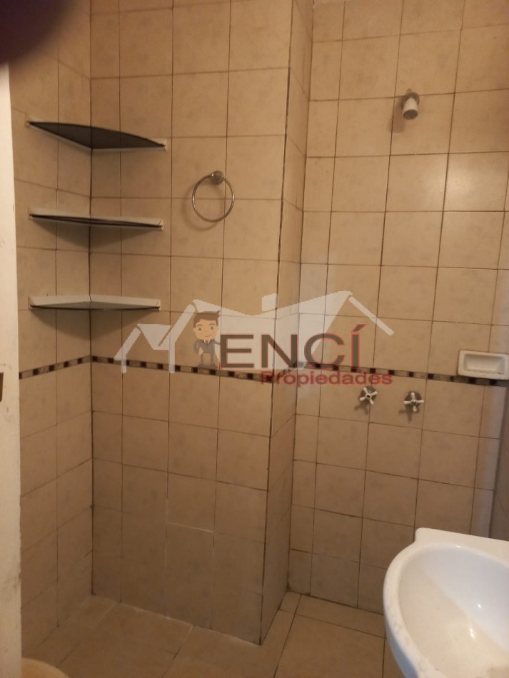 VENTA CASA 5 AMBIENTES CIUDAD EVITA