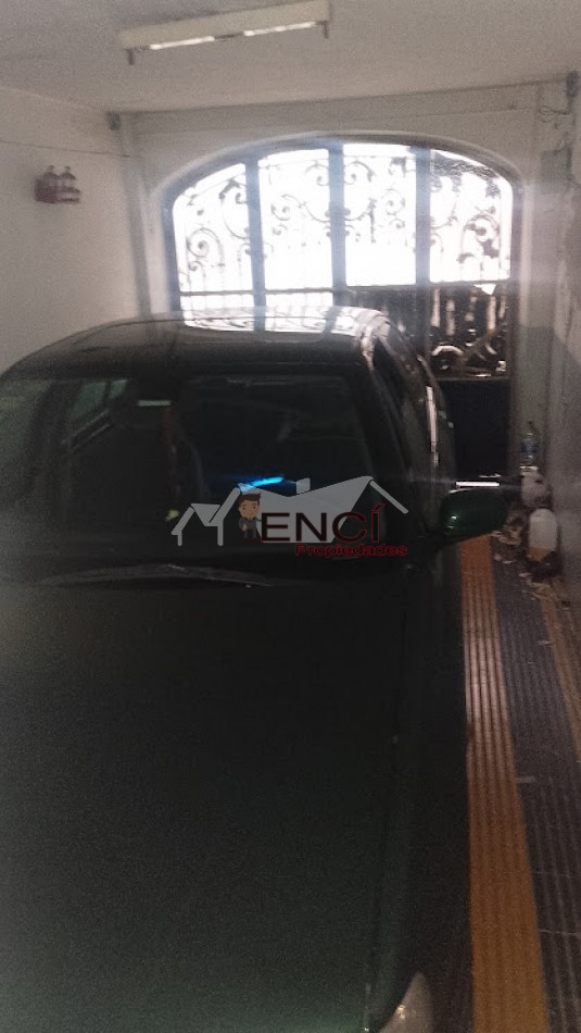 VENTA PH 7 AMBIENTES FLORESTA