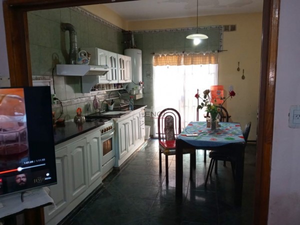 VENTA CASA 3 AMBIENTES Merlo