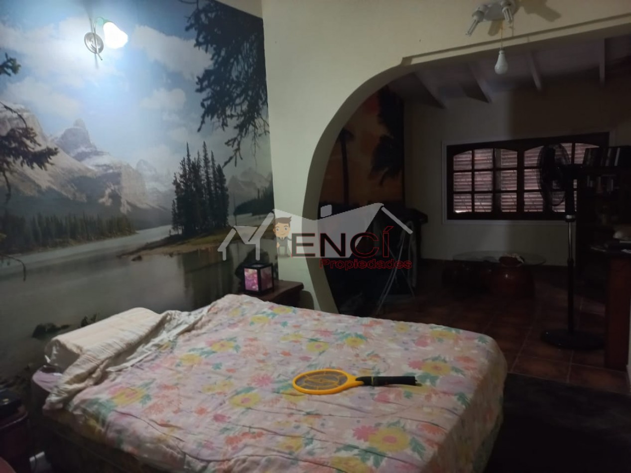 VENTA CASA 5 AMBIENTES CIUDAD EVITA