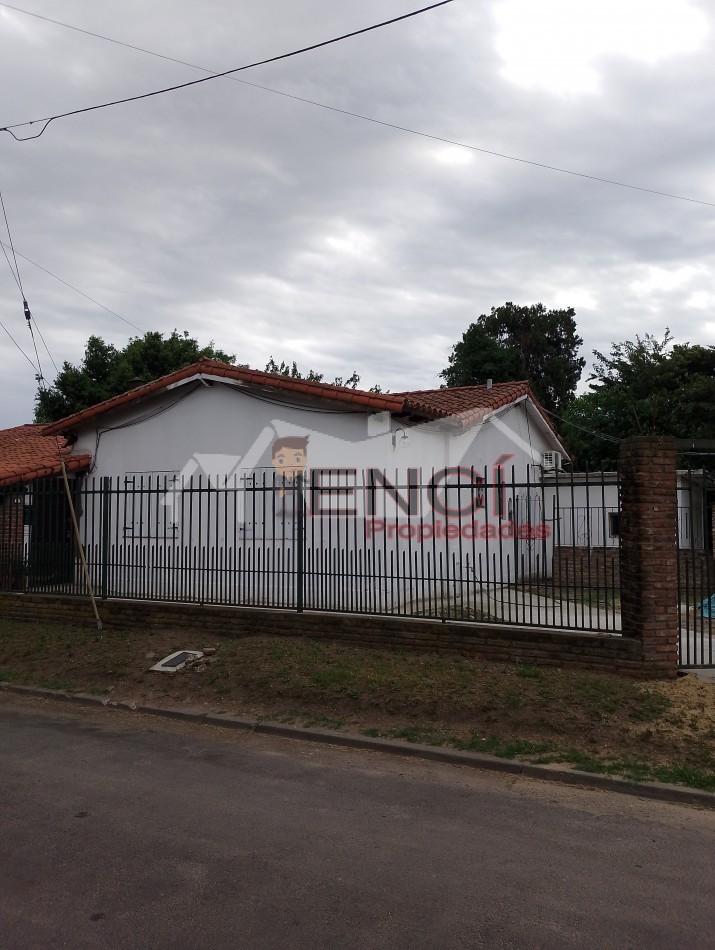 VENTA CASA 5 AMBIENTES CIUDAD EVITA