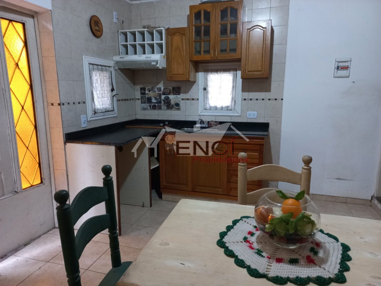 VENTA CASA 5 AMBIENTES CIUDAD EVITA