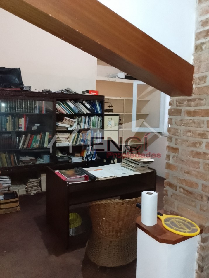 VENTA CASA 5 AMBIENTES CIUDAD EVITA