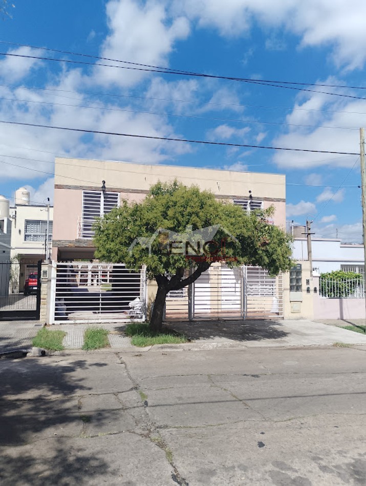 VENTA PH 2 AMBIENTES MORON
