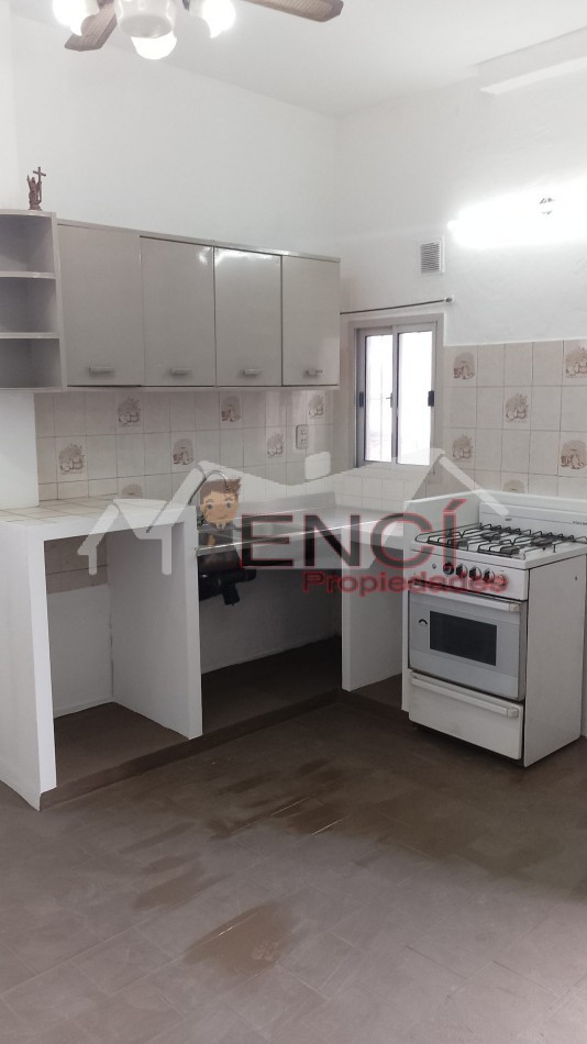 ALQUILER PH 3 AMBIENTES CIUDADELA