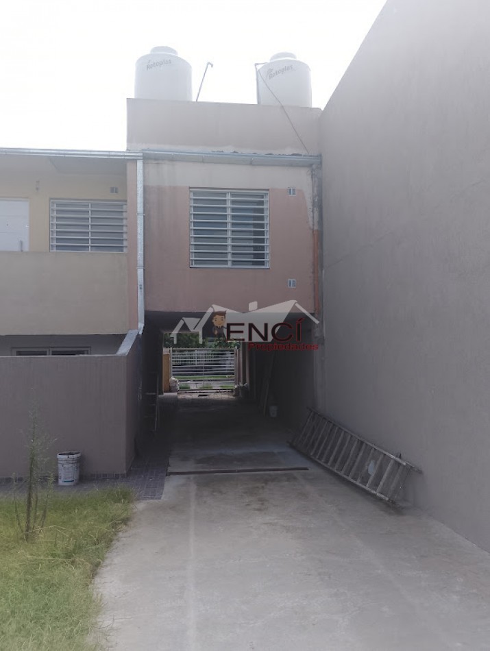 VENTA PH 2 AMBIENTES MORON