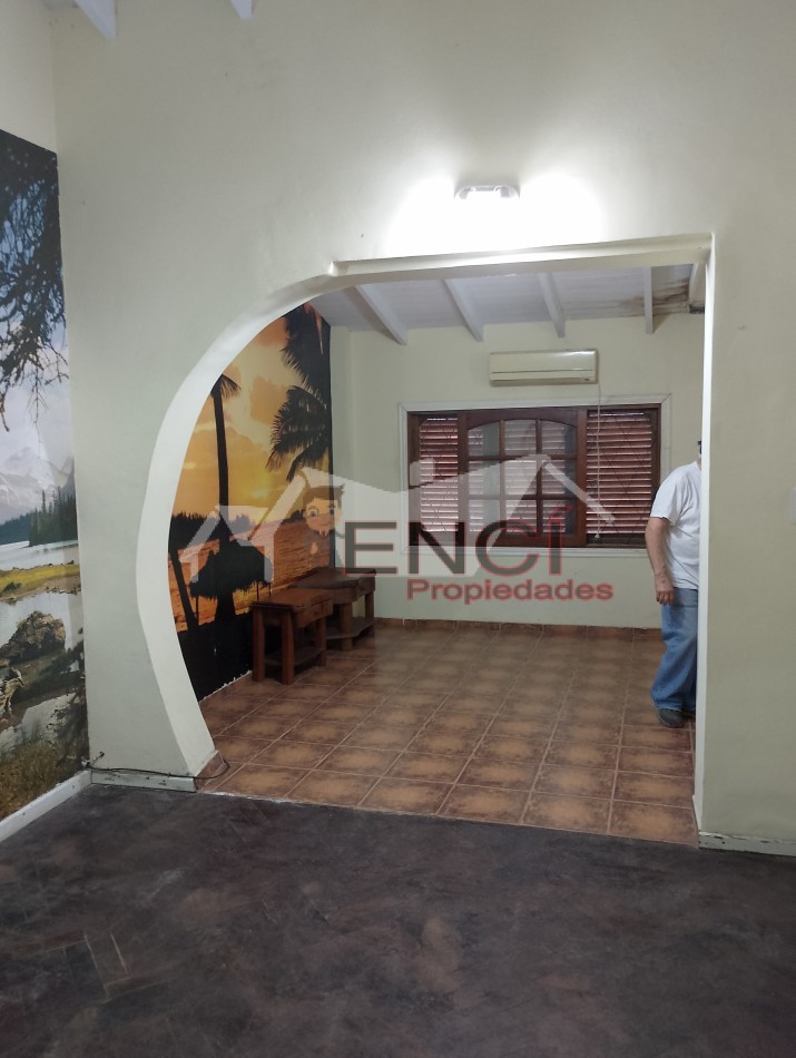 VENTA CASA 5 AMBIENTES CIUDAD EVITA