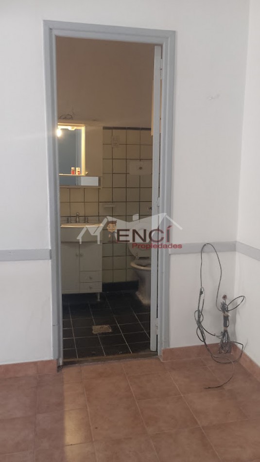 ALQUILER CASA 4 AMBIENTES VILLA LUGANO