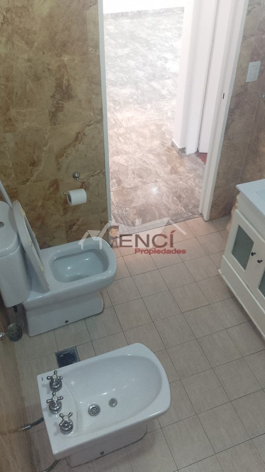 ALQUILER PH 3 AMBIENTES PARQUE AVELLANEDA