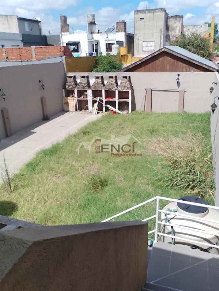 VENTA PH 2 AMBIENTES MORON