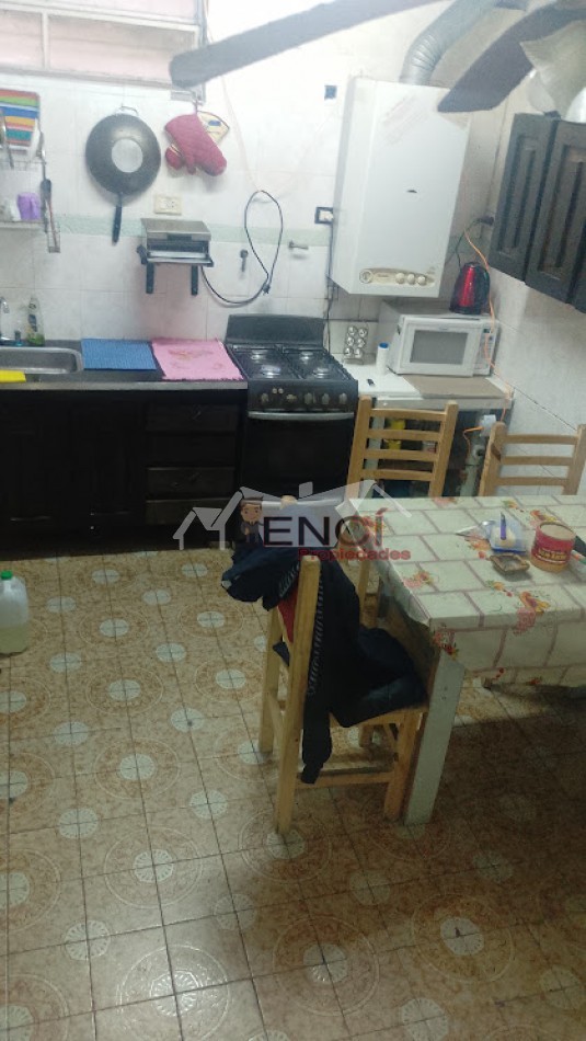 VENTA PH 7 AMBIENTES FLORESTA