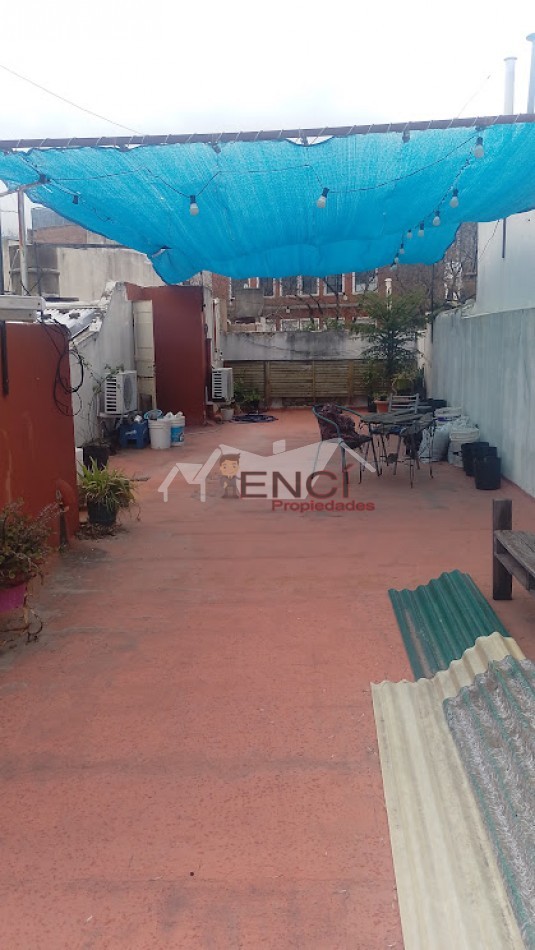 VENTA PH 7 AMBIENTES FLORESTA